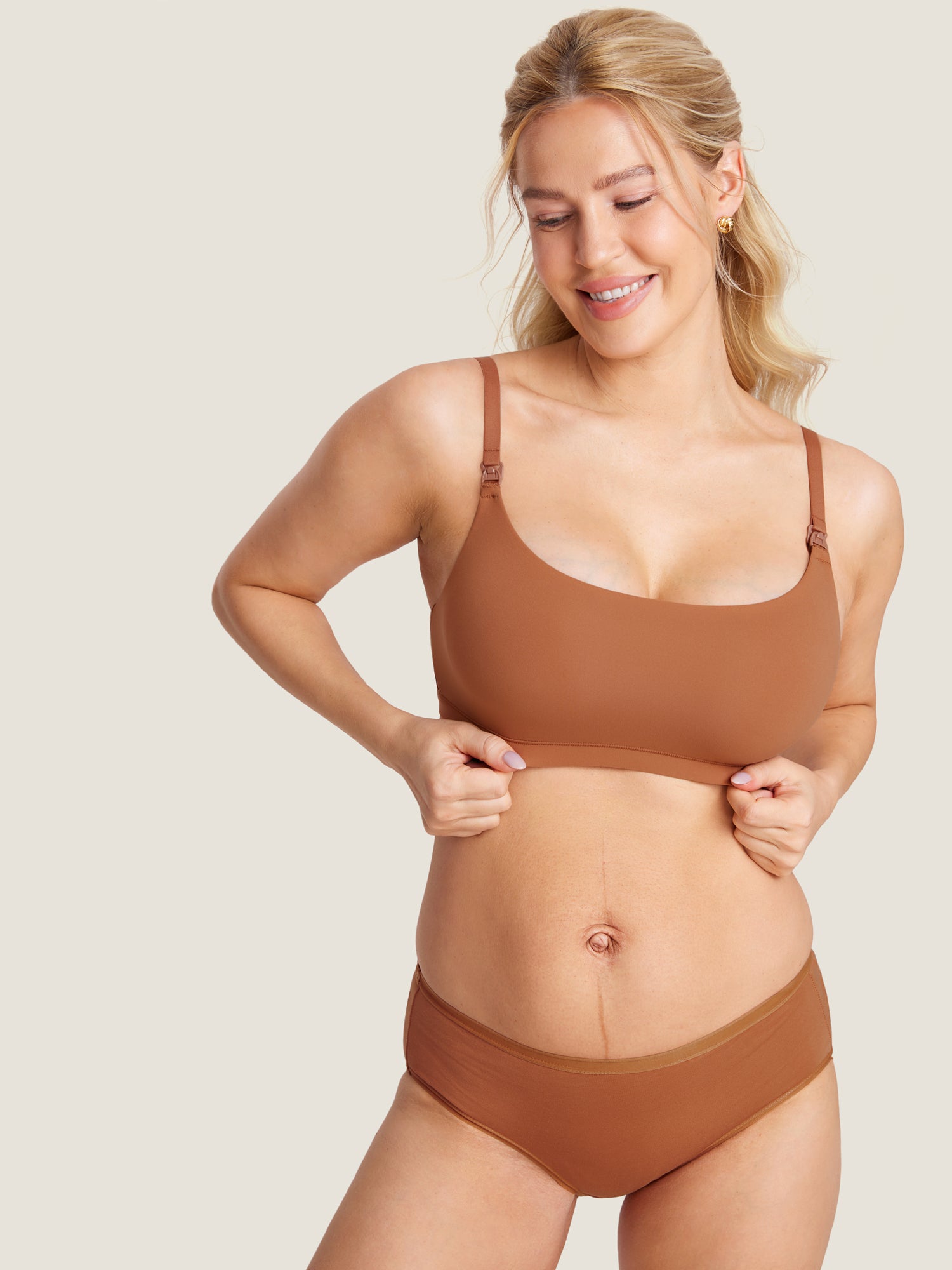 MOMANDA Women's Inbarely® Scoop Nursing Bra Bronze Beige