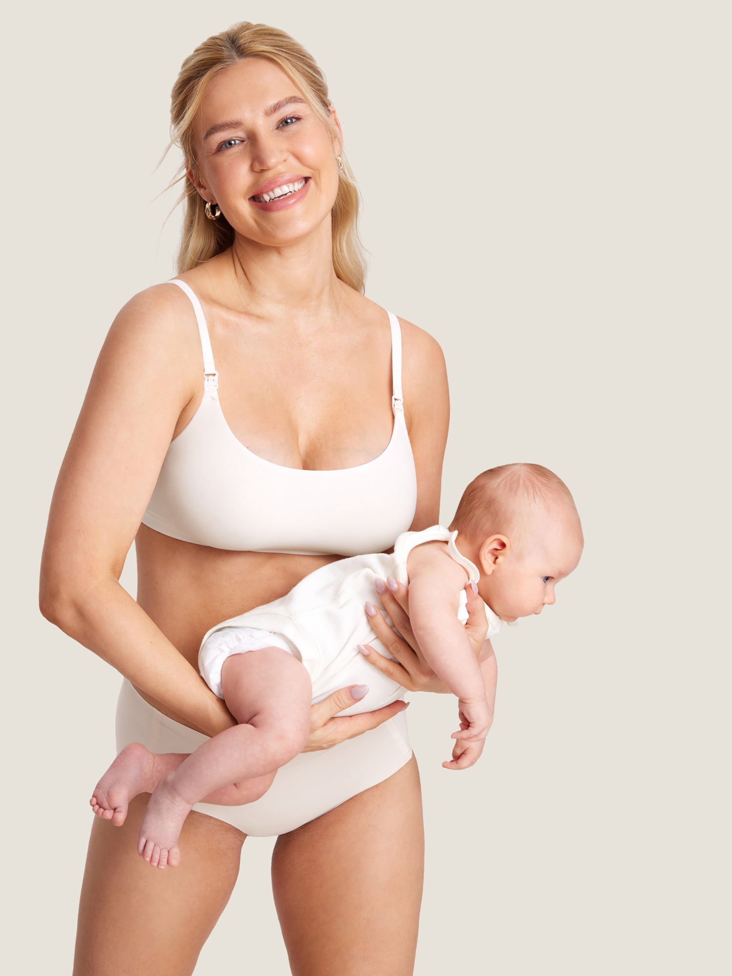 MOMANDA Women's Inbarely® Scoop Nursing Bra Beige