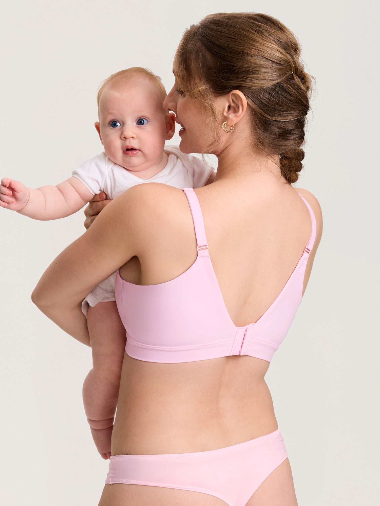 MOMANDA Women's Inbarely® Plus Molded Nursing Bra Beige