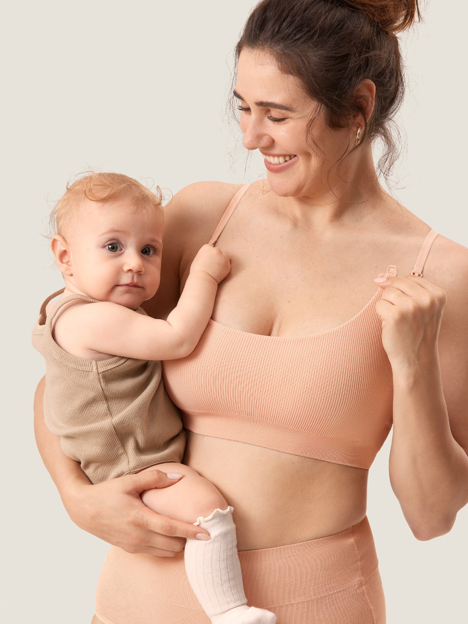 MOMANDA Women's Ribbed Scoop Nursing Bralette Hazelnut