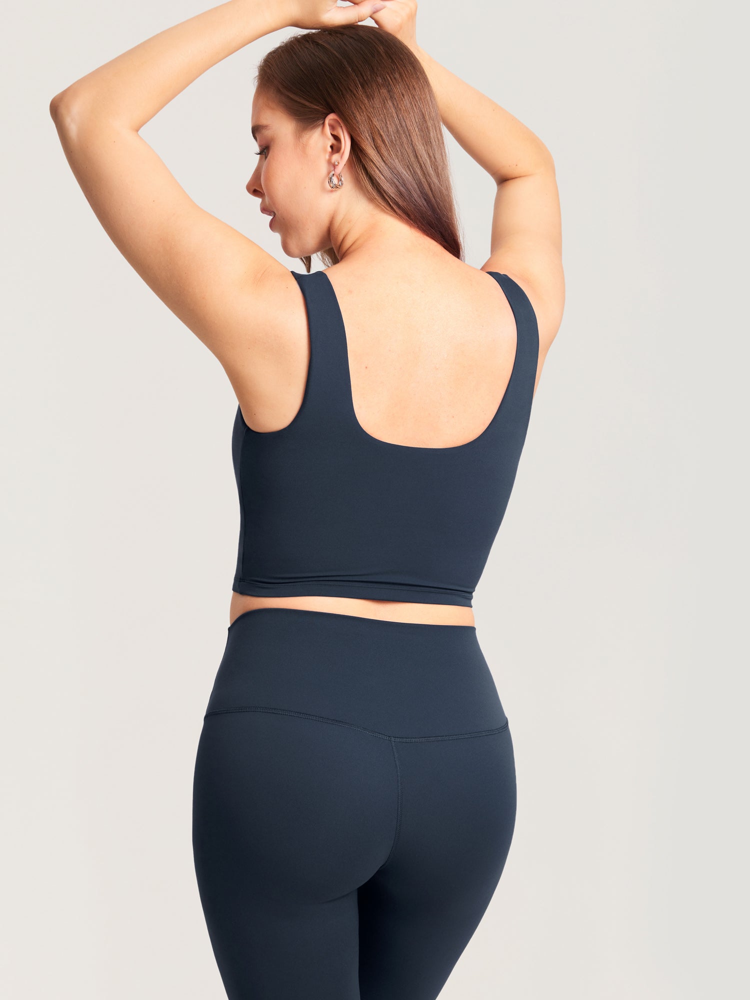 MOMANDA Women's Natrelax® Pumping Crop Tank Top Black