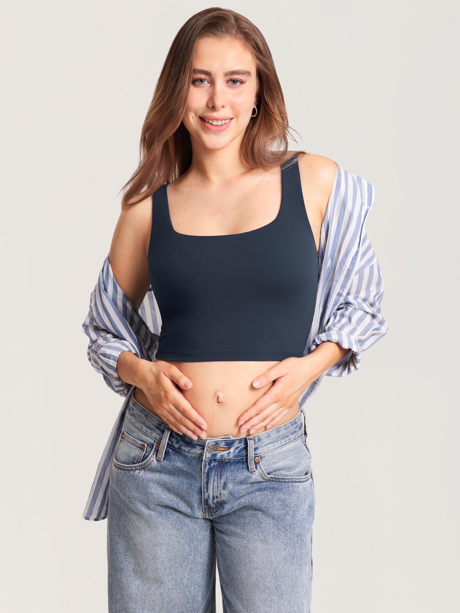 MOMANDA Women's Natrelax® Pumping Crop Tank Top Black