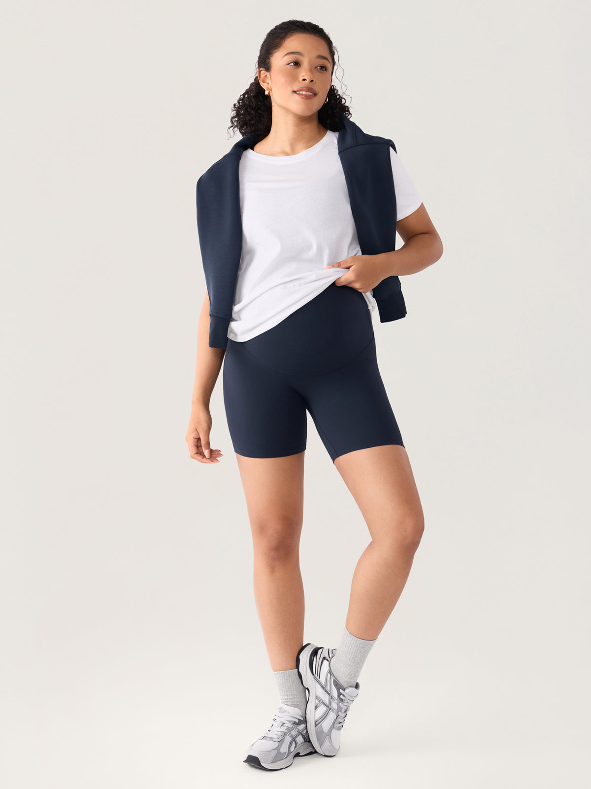 Natrelax® No Front Seam Maternity Shorts 6"
