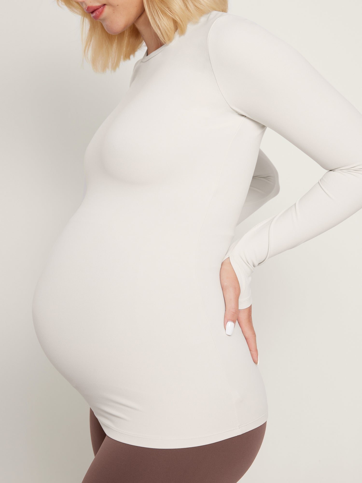 Women's Natrelax® Long Sleeve Maternity Crewneck T-Shirts Milky White