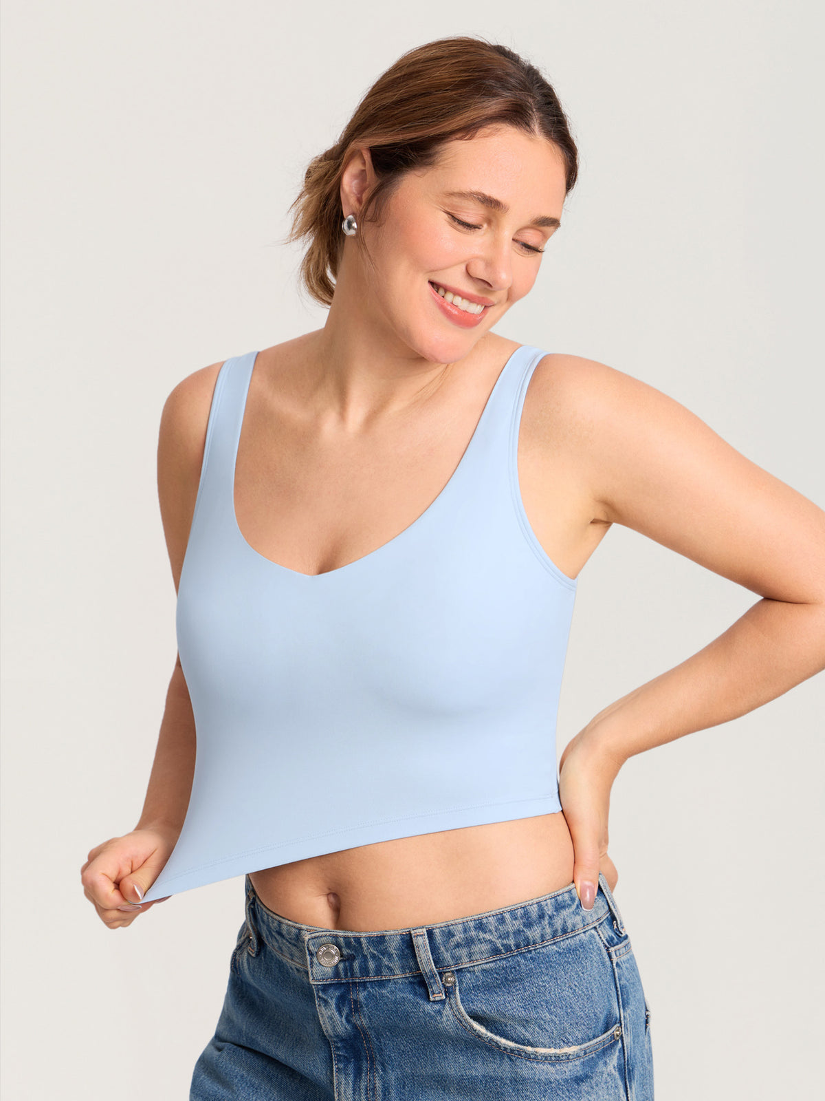 MOMANDA Women's Natrelax® Nursing Crop Tank Top - V Neck ICE @model_info:MOM3