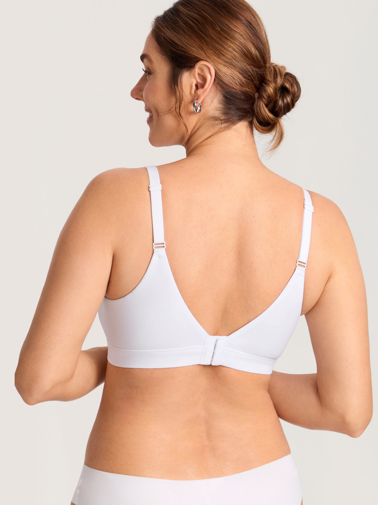 MOMANDA Women's Inbarely® Plus Molded Nursing Bra White