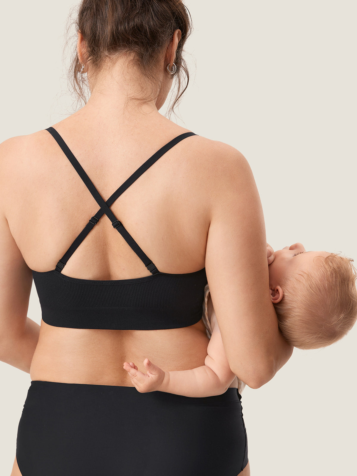 MOMANDA Women's Ribbed Scoop Nursing Bralette Black @model_info:Nursing