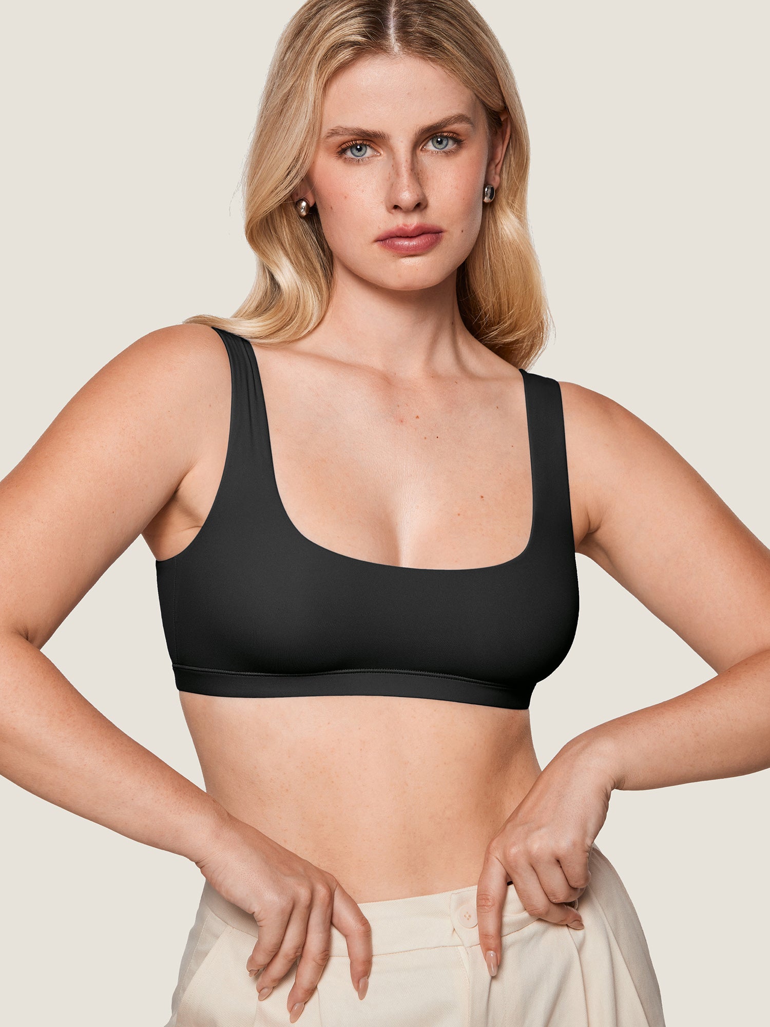 Inbarely® Soft Seamless Everyday Bralette Black