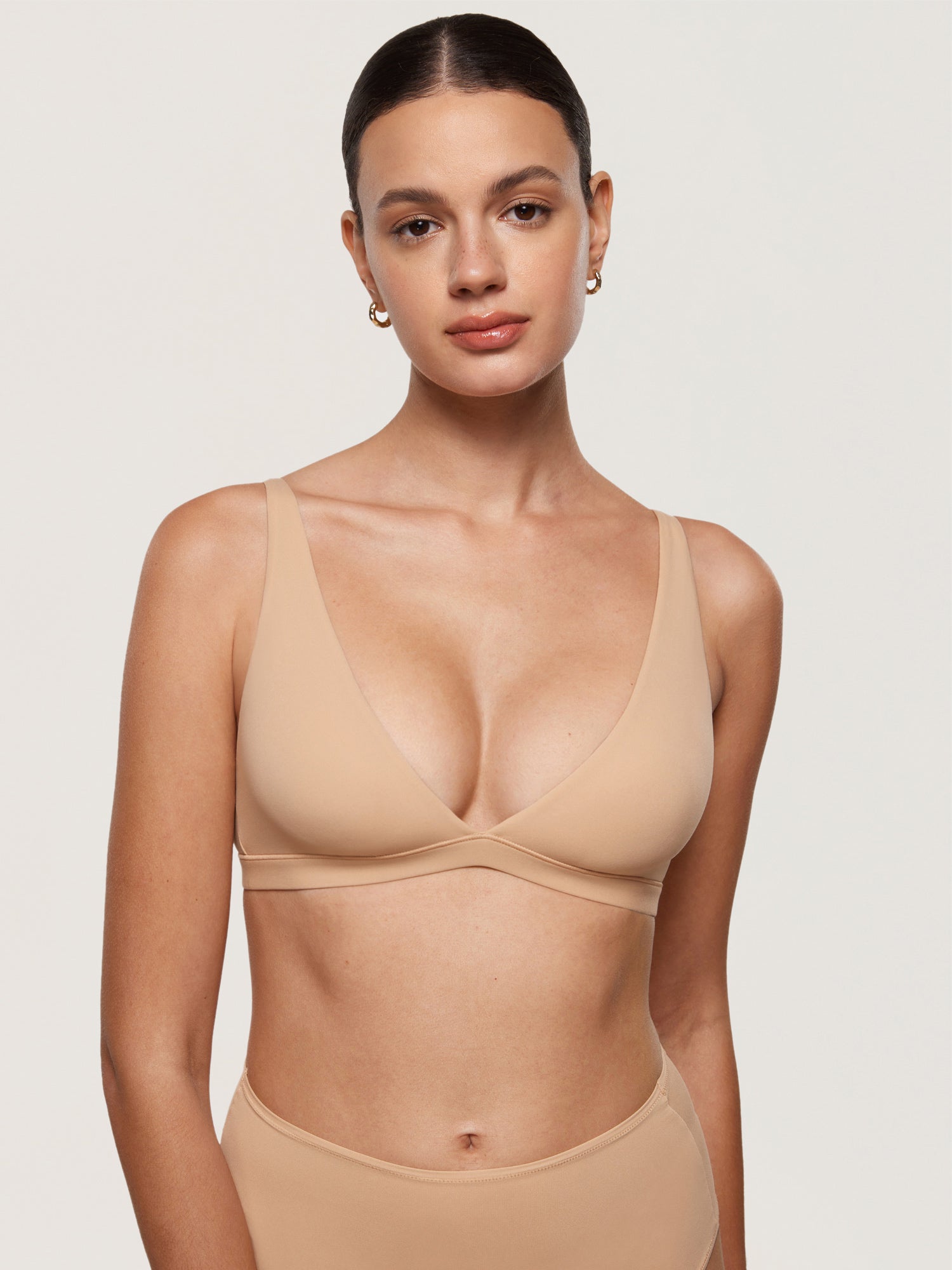 Women's Inbarely® Soft Deep V Bralette Warm Beige