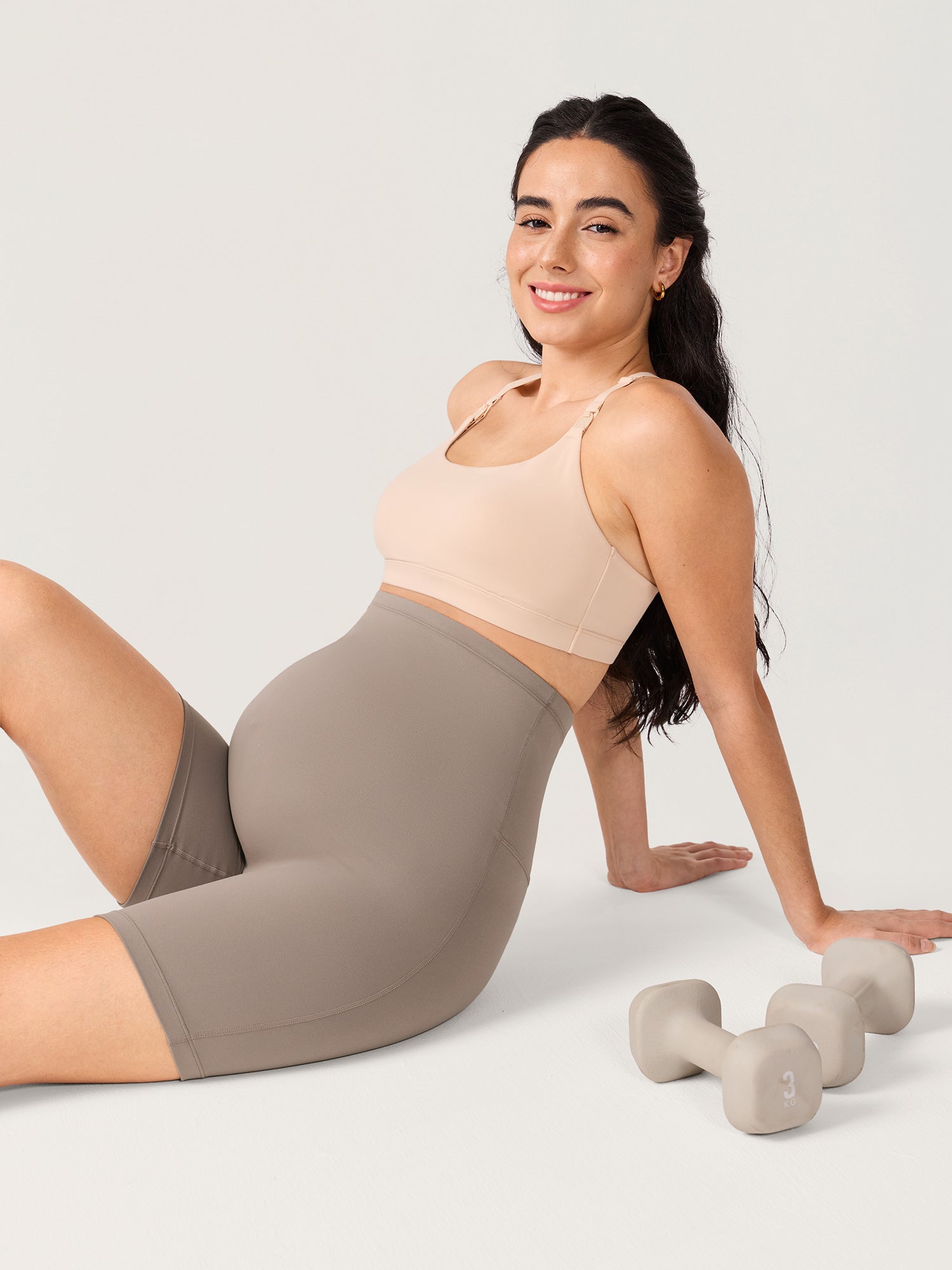 Natrelax® Seamless-Front Maternity Shorts 6"